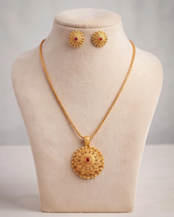 Ruby Gold Pendant Chain Set