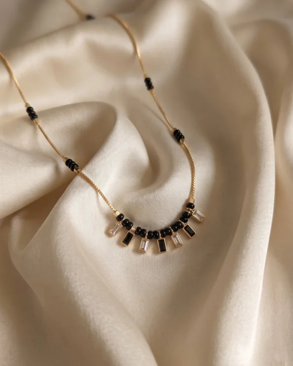 Black Bar Drop Chain Necklace
