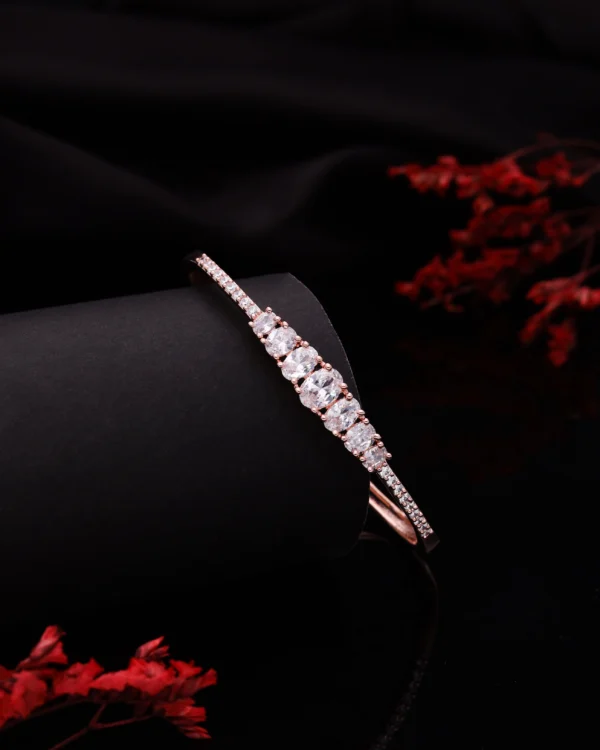 Rose Gold Diamond Cluster Bracelet