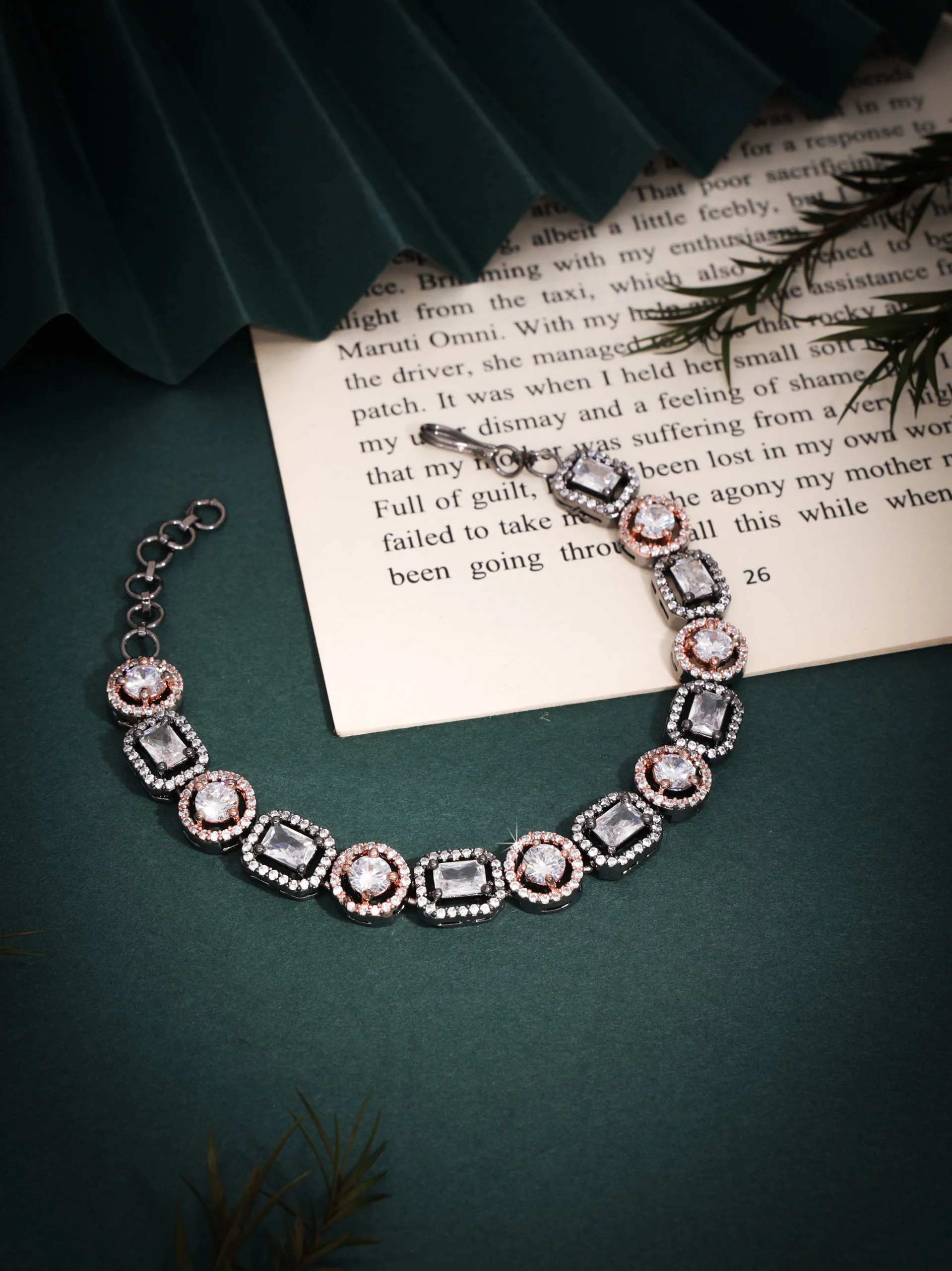 Silver Geometric Link Bracelet - Image 2