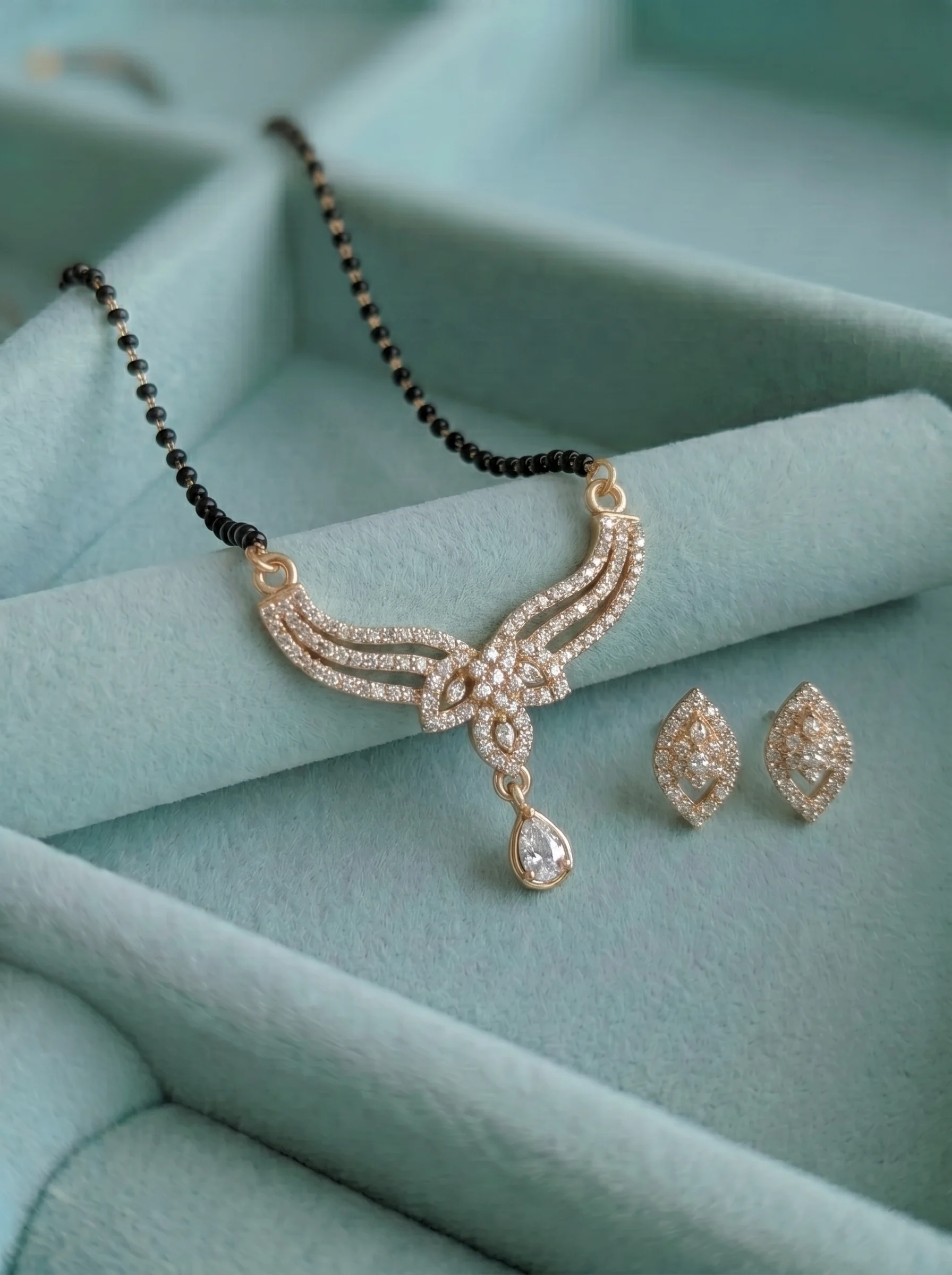 Golden Floral Curve Mangalsutra