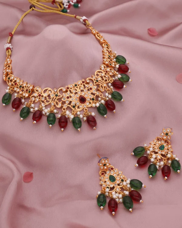 Red and Green Bead Necklace Set