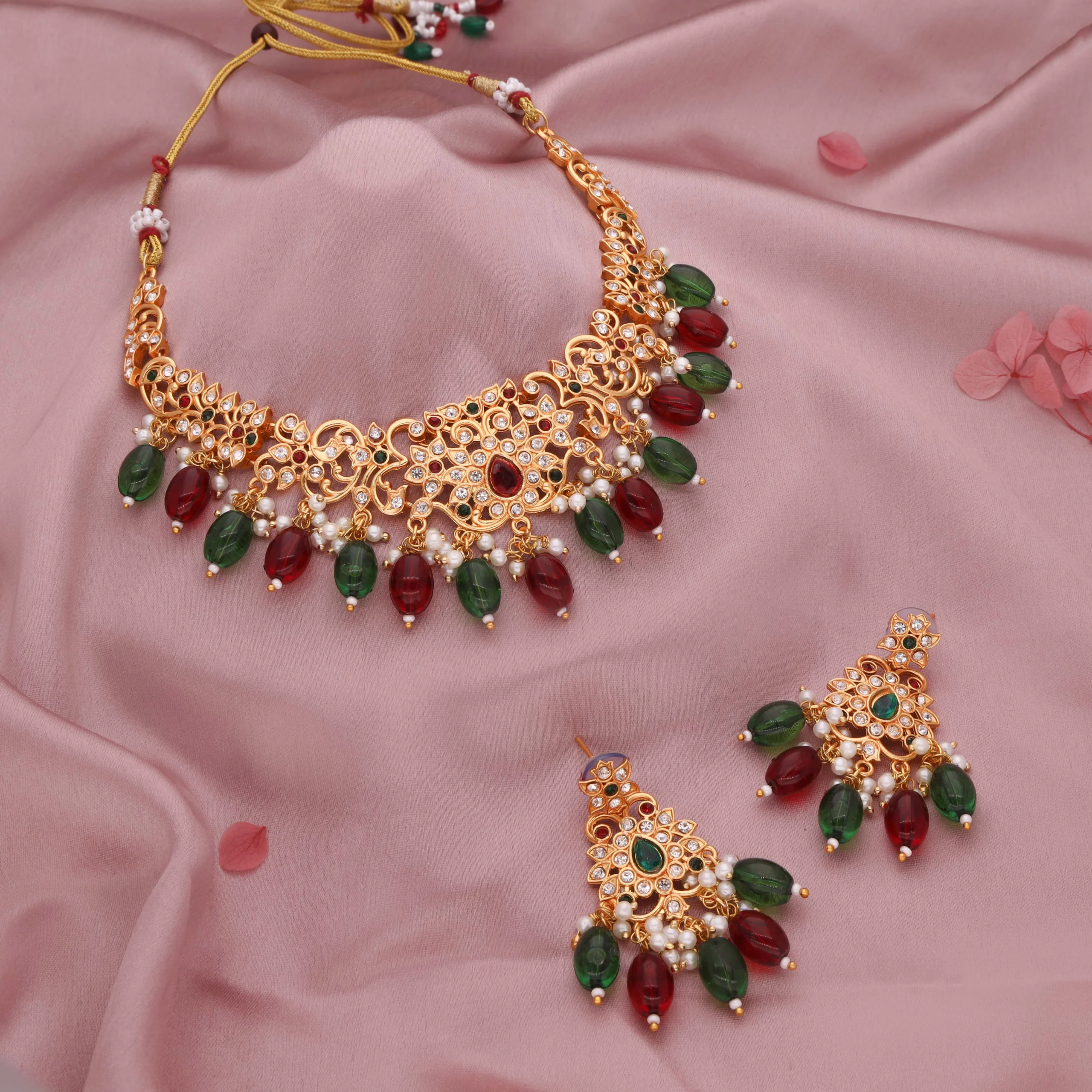 Red and Green Bead Necklace Set
