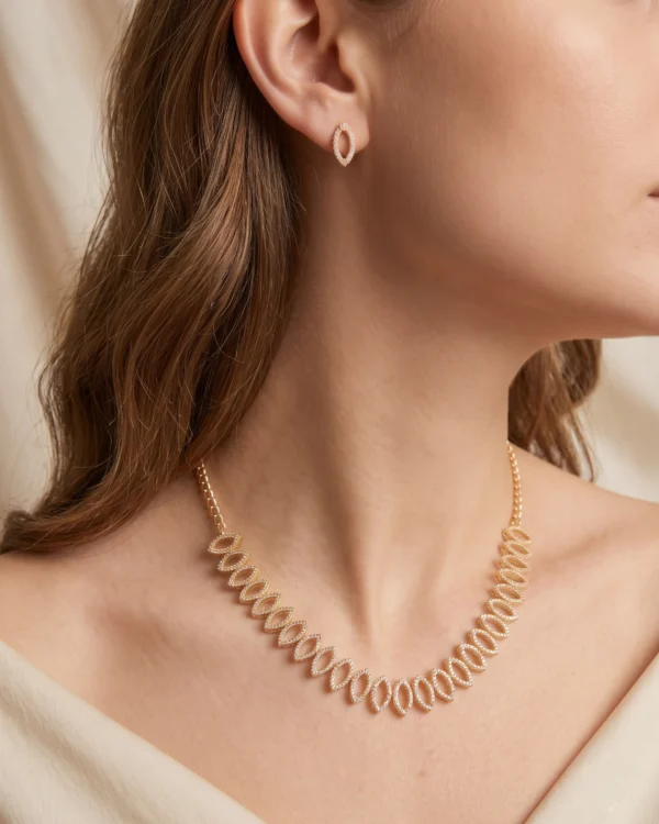 Cream Leaf Necklace Set