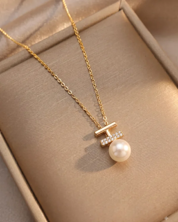 Stylish Pearl Chain Pentant