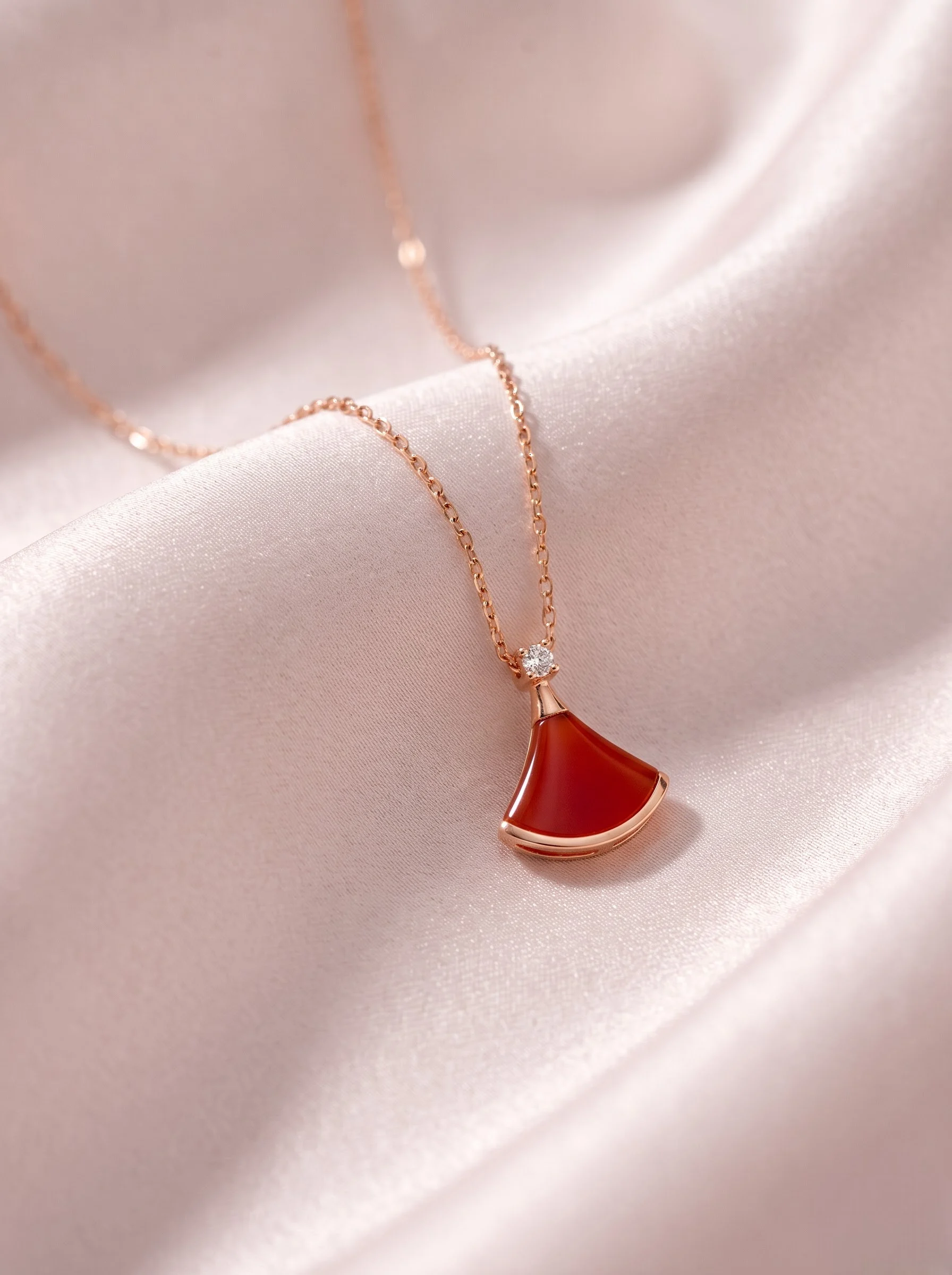 Rose Gold Pendant Chain - Image 3