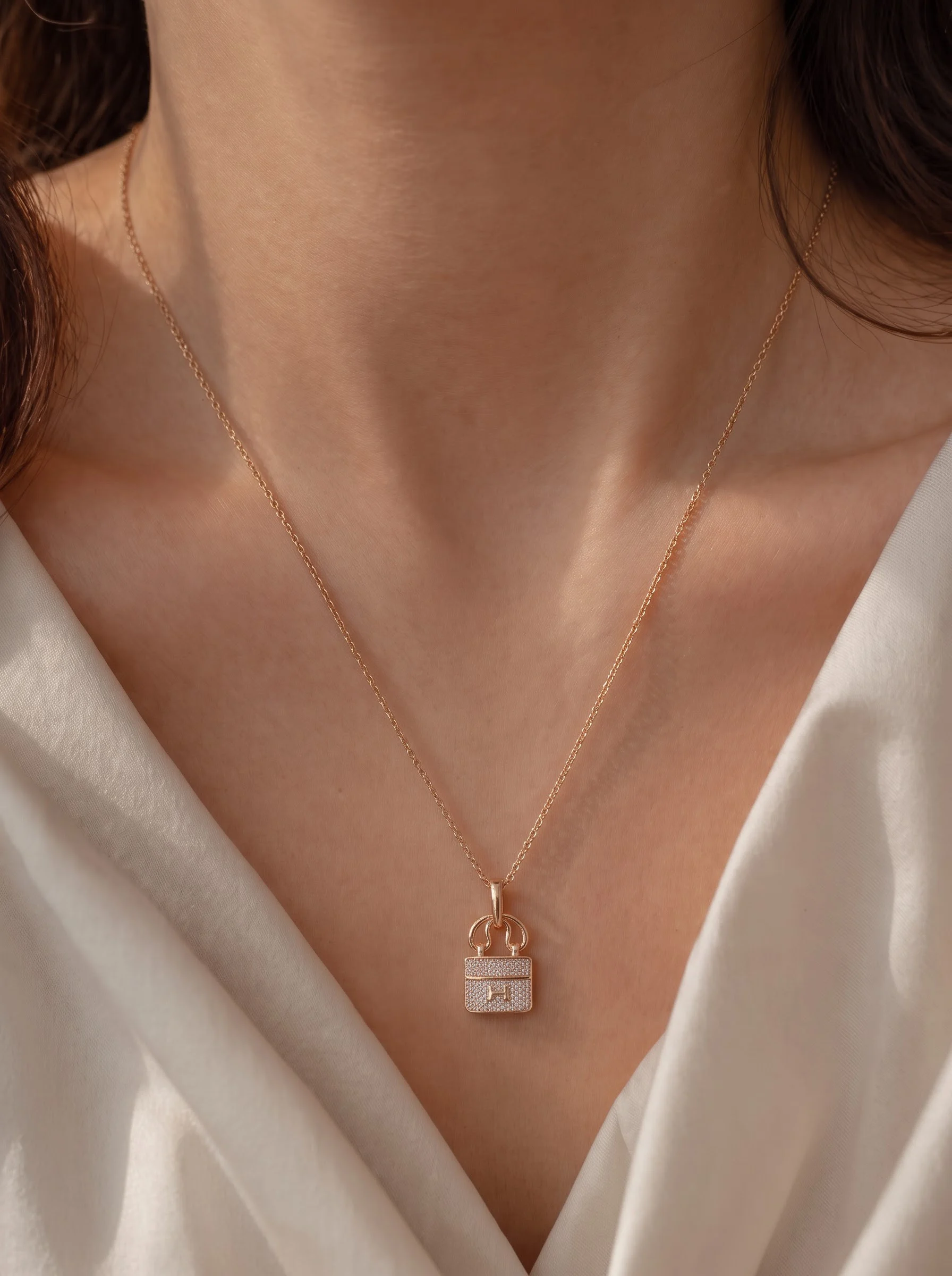 Rose Gold Handbag Chian Pendant - Image 2
