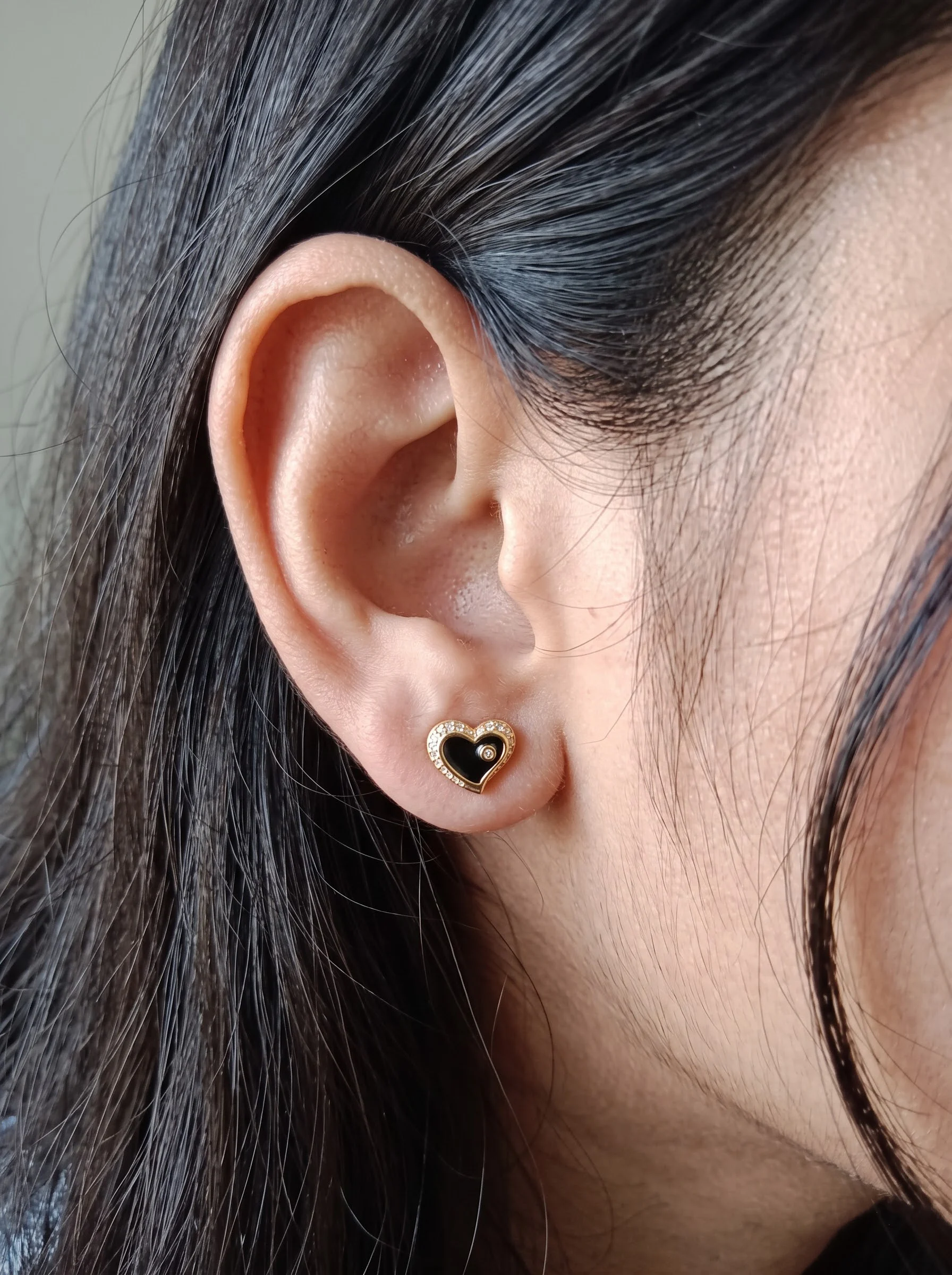 Golden Black Heart Stud Earrings - Image 3