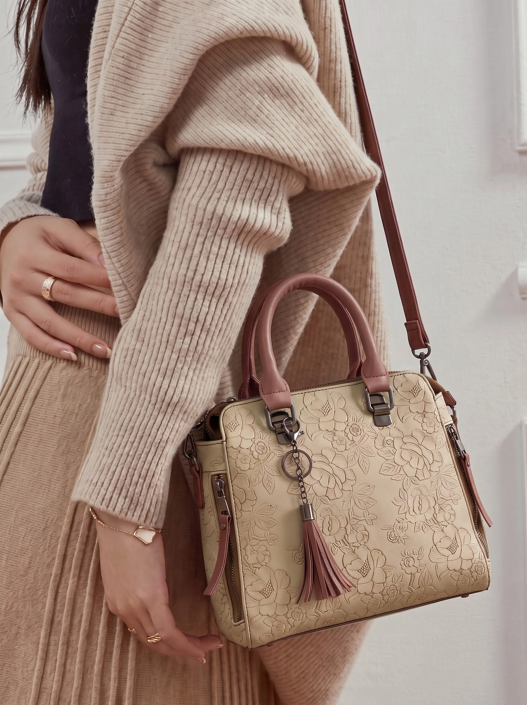 Floral Embossed Beige Handbag - Image 6